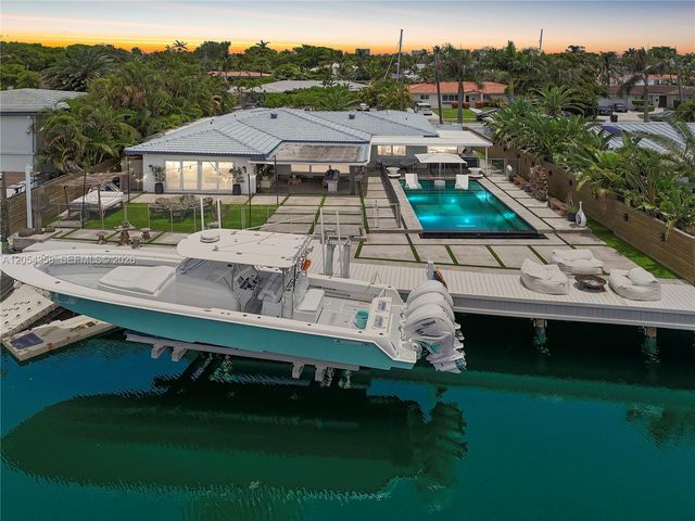 12930 Auralia Road, North Miami, FL 33181