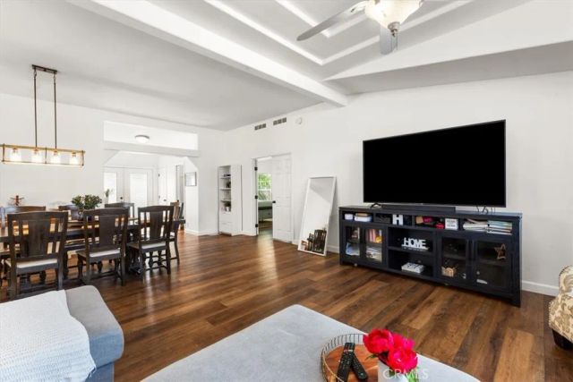 201 Crow, Fountain Valley, CA 92708