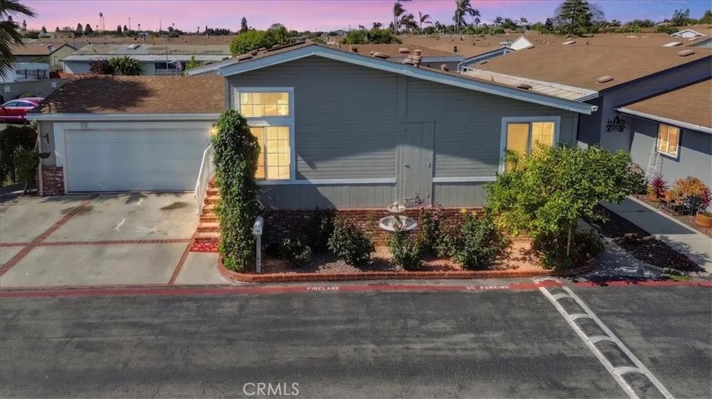 201 Crow, Fountain Valley, CA 92708