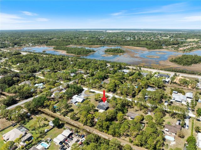 11448 N 68th St Street N, The Acreage, FL 33412