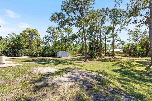 11448 N 68th St Street N, The Acreage, FL 33412