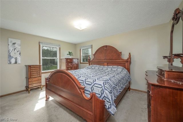 4715 Rock Spring Road, Ravenna, OH 44266