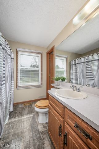 4715 Rock Spring Road, Ravenna, OH 44266