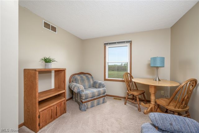 4715 Rock Spring Road, Ravenna, OH 44266