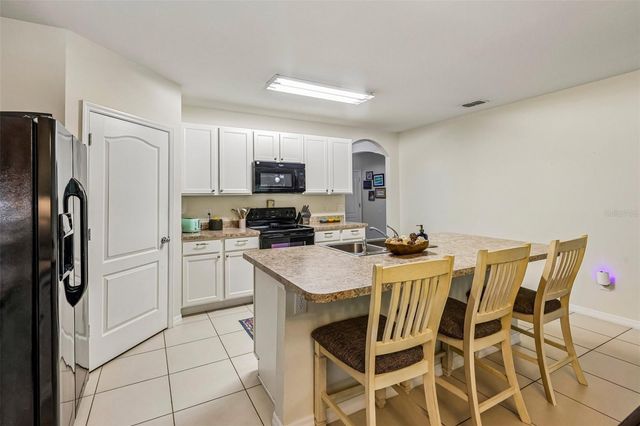 806 GRAND PARK COURT, Deland, FL 32724