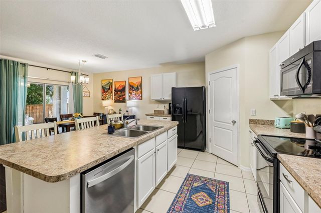 806 GRAND PARK COURT, Deland, FL 32724