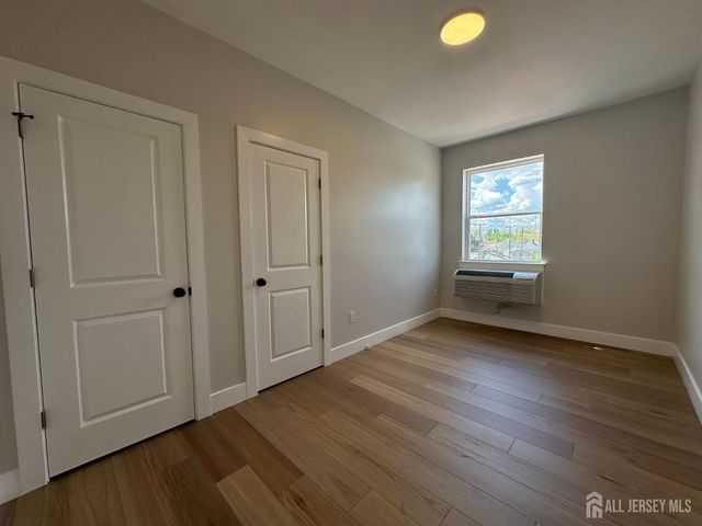 213 French Street 7, New Brunswick, NJ 08901