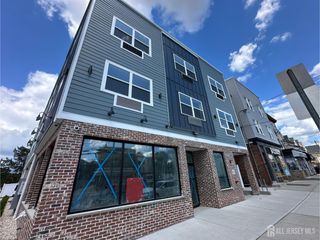 213 French Street 7, New Brunswick, NJ 08901