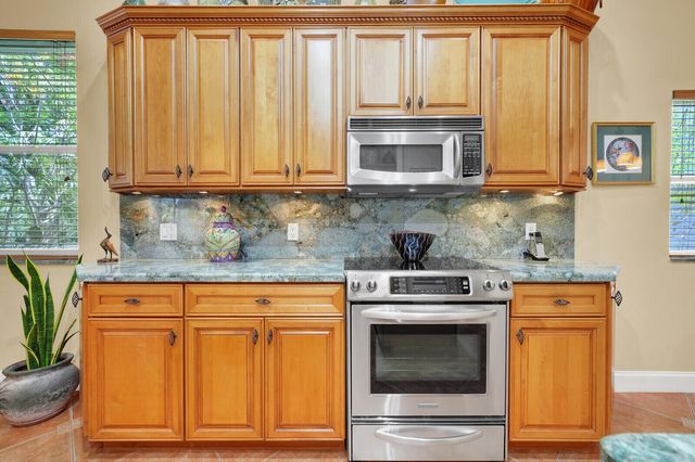 718 NW 177th Avenue, Pembroke Pines, FL 33029