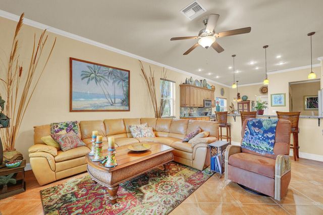 718 NW 177th Avenue, Pembroke Pines, FL 33029