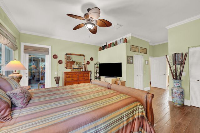 718 NW 177th Avenue, Pembroke Pines, FL 33029