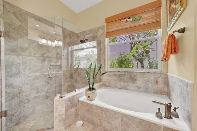 718 NW 177th Avenue, Pembroke Pines, FL 33029