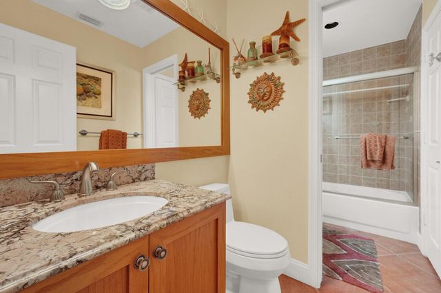 718 NW 177th Avenue, Pembroke Pines, FL 33029