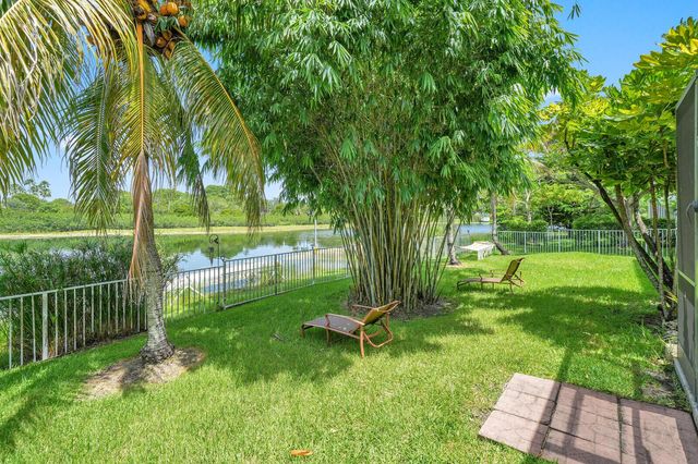 718 NW 177th Avenue, Pembroke Pines, FL 33029