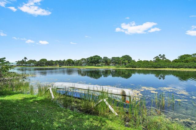 718 NW 177th Avenue, Pembroke Pines, FL 33029