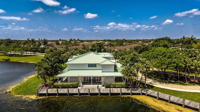 718 NW 177th Avenue, Pembroke Pines, FL 33029