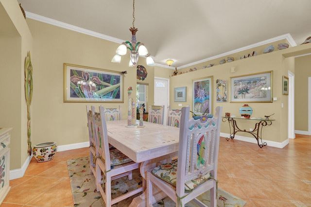 718 NW 177th Avenue, Pembroke Pines, FL 33029