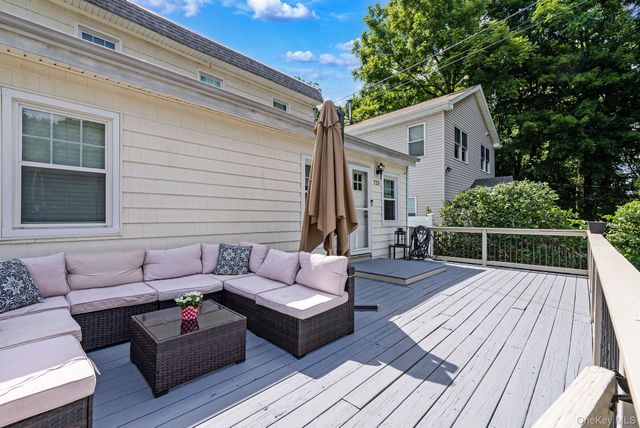 723 Park Avenue, Huntington, NY 11743