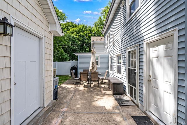 723 Park Avenue, Huntington, NY 11743