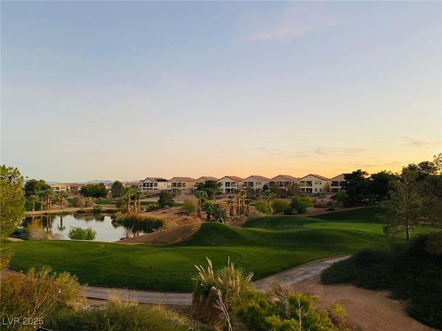 33 Tall Ruff Drive, Las Vegas, NV 89148