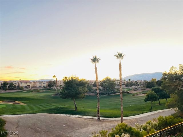 33 Tall Ruff Drive, Las Vegas, NV 89148