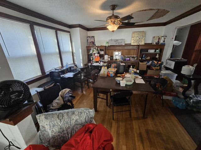 1221 Ross Avenue, Saint Paul, MN 55106