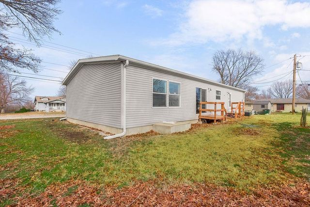 904 E Wilson Street, Ottawa, KS 66067