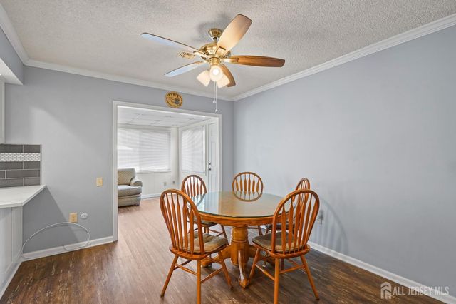 312 sharon Way C, Monroe, NJ 08831