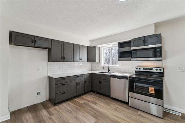 309 W Mcdonald Street, Edgerton, KS 66021