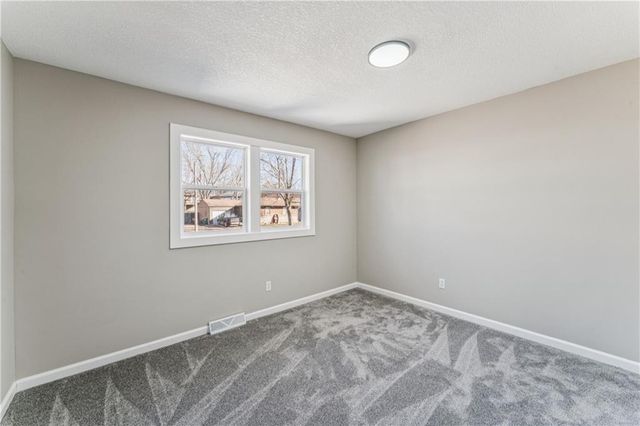 309 W Mcdonald Street, Edgerton, KS 66021