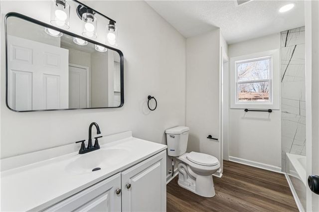 309 W Mcdonald Street, Edgerton, KS 66021