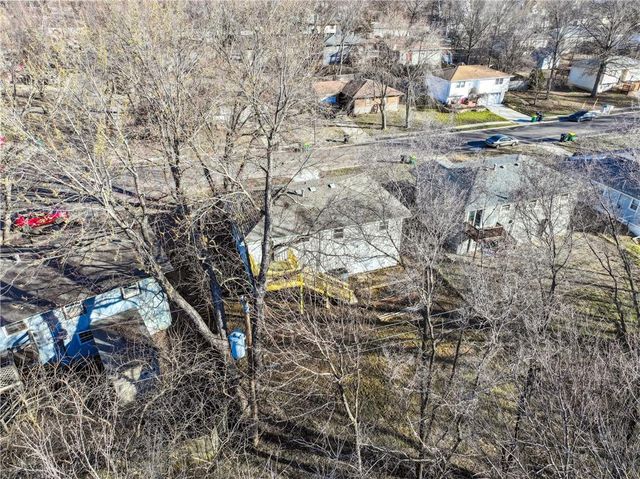 309 W Mcdonald Street, Edgerton, KS 66021