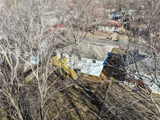 309 W Mcdonald Street, Edgerton, KS 66021