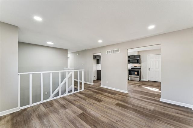 309 W Mcdonald Street, Edgerton, KS 66021