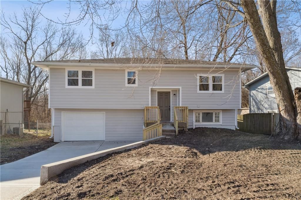 309 W Mcdonald Street, Edgerton, KS 66021