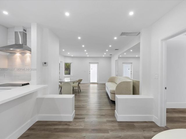 8934 Harding Ave, Surfside, FL 33154