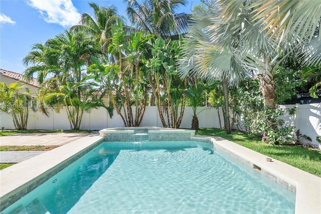 8934 Harding Ave, Surfside, FL 33154