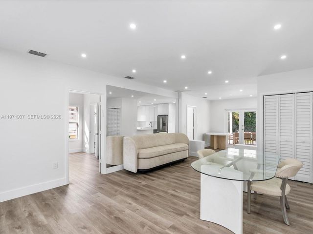 8934 Harding Ave, Surfside, FL 33154