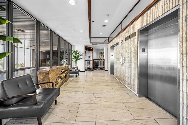 1660 GULF BOULEVARD PH5, Clearwater Beach, FL 33767