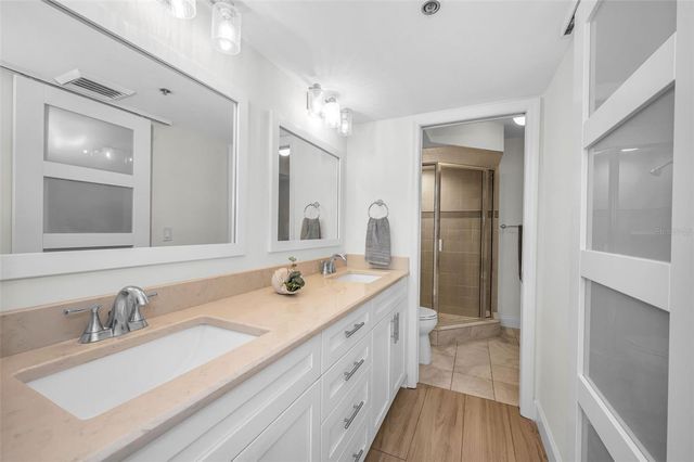 1660 GULF BOULEVARD PH5, Clearwater Beach, FL 33767