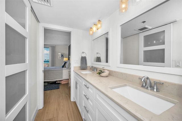 1660 GULF BOULEVARD PH5, Clearwater Beach, FL 33767