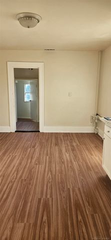 19504 Bigelow Street, Roseville, MI 48066