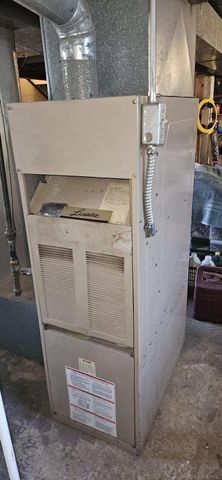 19504 Bigelow Street, Roseville, MI 48066