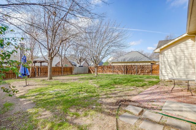 6937 Spring Valley Way, Fort Worth, TX 76132