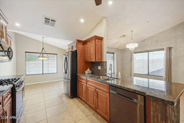 11144 E LAUREL Lane, Scottsdale, AZ 85259