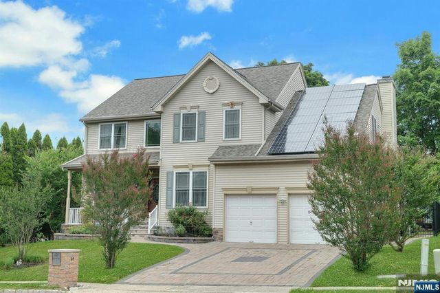 64 Walters Brook Drive, Bridgewater, NJ 08807