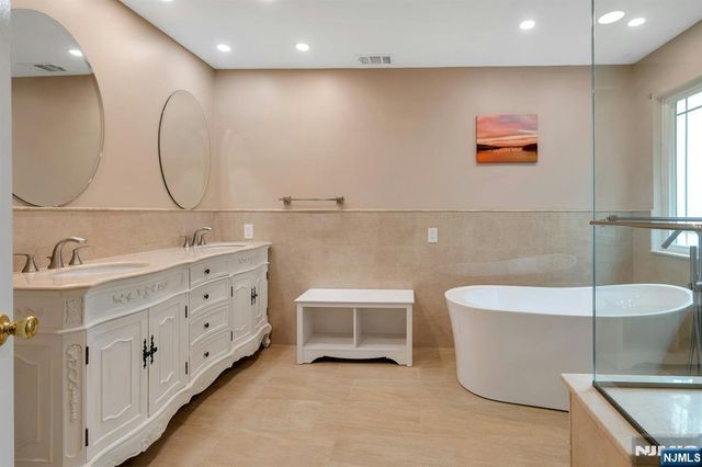 64 Walters Brook Drive, Bridgewater, NJ 08807