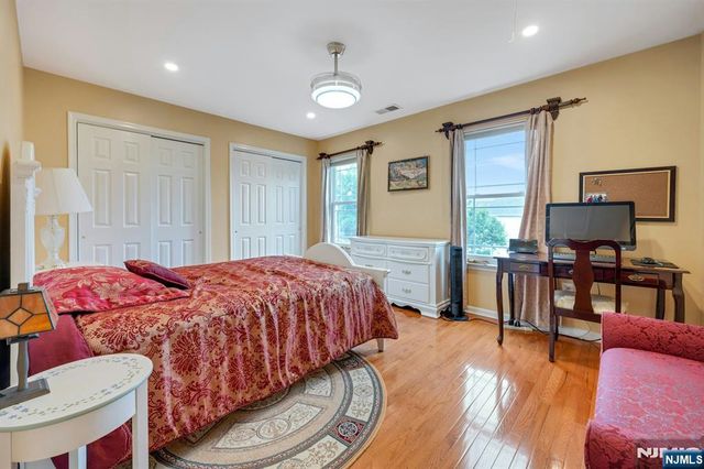 64 Walters Brook Drive, Bridgewater, NJ 08807