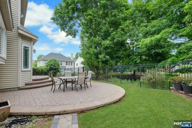 64 Walters Brook Drive, Bridgewater, NJ 08807