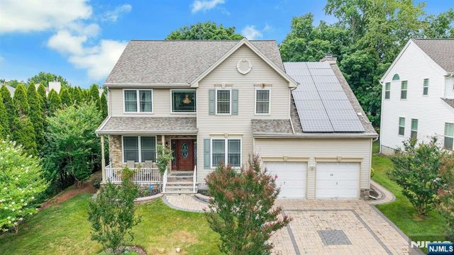 64 Walters Brook Drive, Bridgewater, NJ 08807